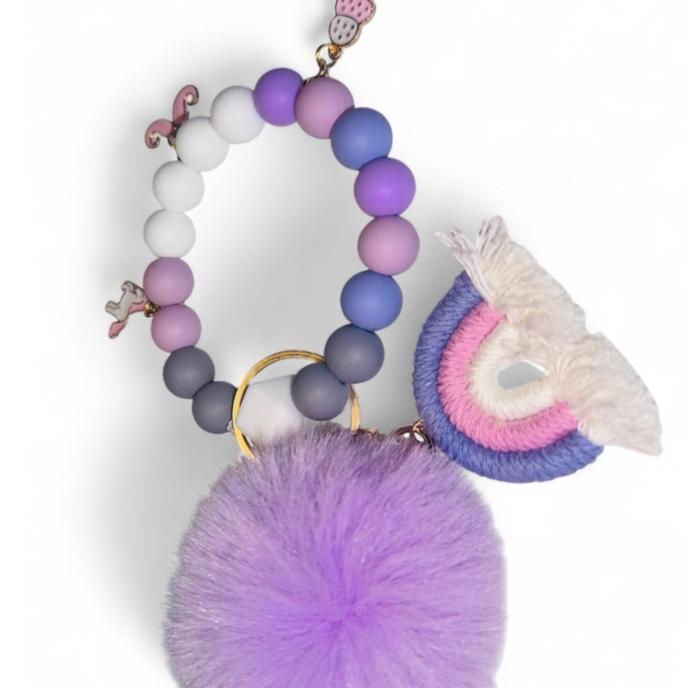 Dreamy Delight Women’s Silicone Beaded Keychain - Picture 2 of 6